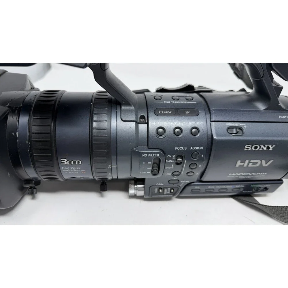 Sony HDR-FX1 HDV 1080i 3CCD Camcorder For Parts & Repair READ